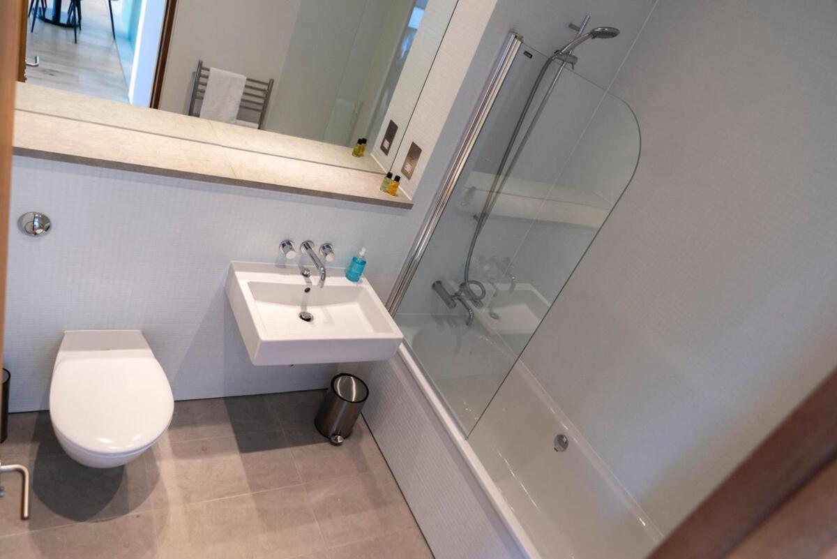Luxurious 1 Bed Rwy Apartment Plymouth Bagian luar foto