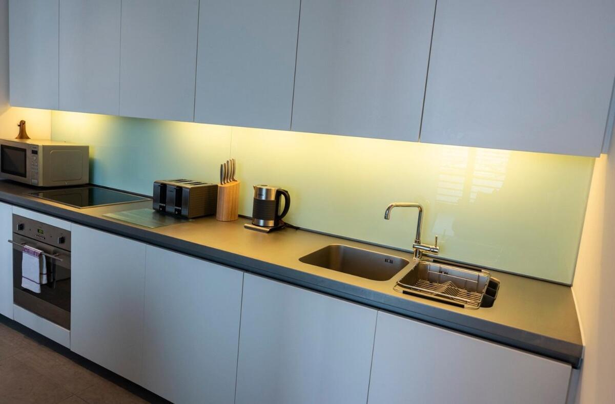 Luxurious 1 Bed Rwy Apartment Plymouth Bagian luar foto